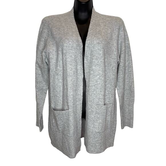 Love Ellie Gray Sweater Featuring 2 Front Pockets and Ribbed Details - Large - Picture 1 of 5